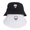 2-Bobs-alien-blanc-et-noir-empilés-présenté-sur-fond-blanc.JPEG 2-Bobs-alien-blanc-et-noir-empilés-présenté-sur-fond-blanc-2