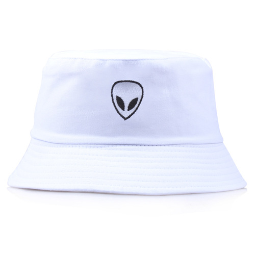 Bob-alien-blanc-présenté-sur-fond-blanc.JPEG Bob-alien-blanc-présenté-sur-fond-blanc