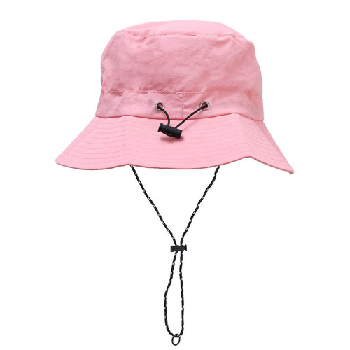 Bob-imperméable-rose-présenté-sur-un-fond-blanc.JPEG Bob-imperméable-rose-présenté-sur-un-fond-blanc