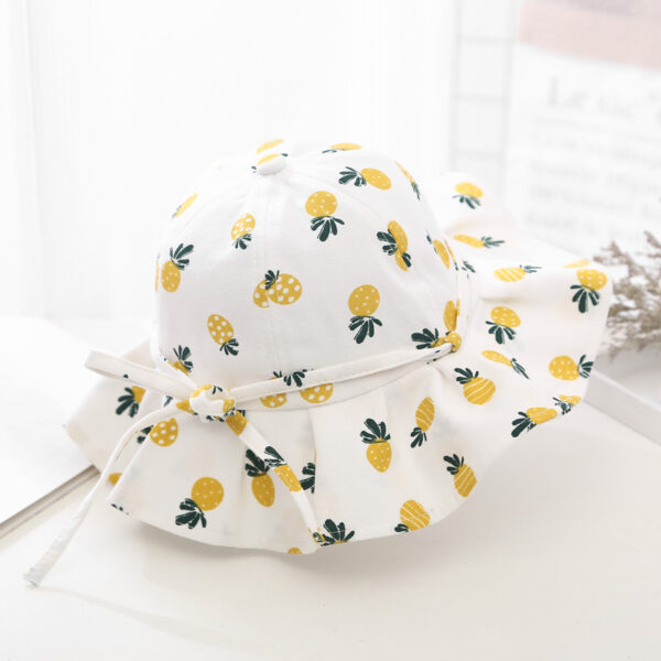 Bob-petite-fille-couleur-couleur-blanc-motifs-ananas.JPEG Bob-petite-fille-couleur-couleur-blanc-motifs-ananas