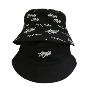 bob-reversible-noir-ou-blanc-avec-signatures Bob-reversible-noir-avec-motifs-signatures-sur-fond-blanc