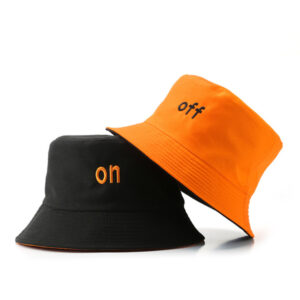 chapeau-bob-reversible-multicolore (11) Bob-réversible-orange-et-noir-sur-fond-blanc