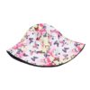bob-avec-motifs-de-papillons-imprimes-plie-a-plat Un-bob-avec-motifs-de-papillons-imprimés-plié-à-plat