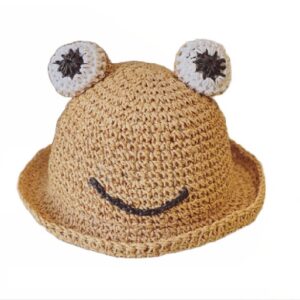 Bob-chapeau-de-paille-forme-grenouille-couleur-khaki-fond-blanc