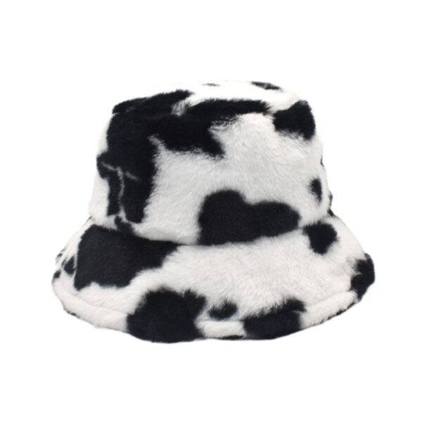 bob-fourrure-vache-noir-et-blanc Bob-fourrure-tâches-de-vache-noir-et-blanc-présenté-sur-fond-blanc