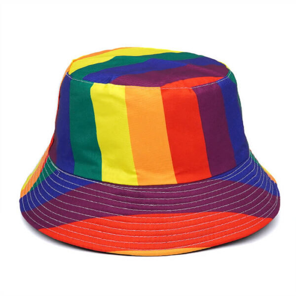 bob-fun-version-6 Bob-fun-version-6-avec-des-motifs-de-bandes-couleurs-arc-en-ciel-présenté-sur-fond-blanc