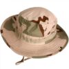 bob-militaire-sable-du-desert Bob-militaire-sable-du-desert-présenté-sur-un-fond-blanc