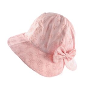 bob-petite-fille-couleur-rose Bob-petite-fille-couleur-rose-image-sur-fond-blanc