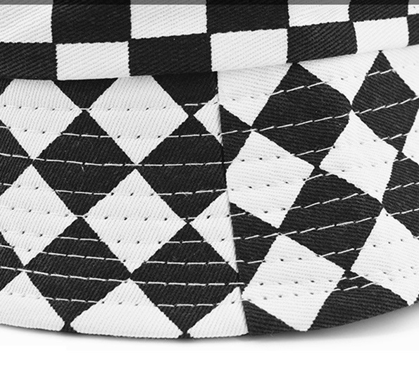 Zoom-coutures-et-détails-qualité-bob-a-carreaux