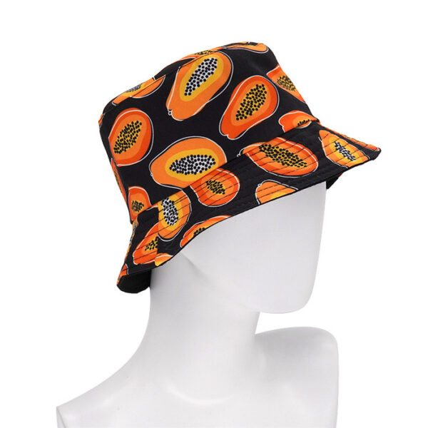 tete-mannequin-plastique-porte-un-bob-mangue-couleur-noir Tête-mannequin-plastique-porte-un-bob-mangue-couleur-noir-sur-fond-blanc