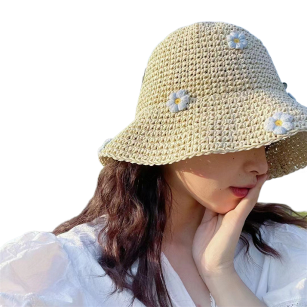 Femme-porte-un-bob-crochet-sur-la-tête