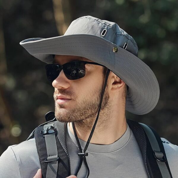 aventurier-avec-bob-safari Bob Safari Homme