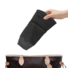 bob-chapeau-pliable Le bob xl est est plié et se range dans un sac à main