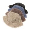 bob-chapeau-laine Bobs chapeaux laine pliés à plat