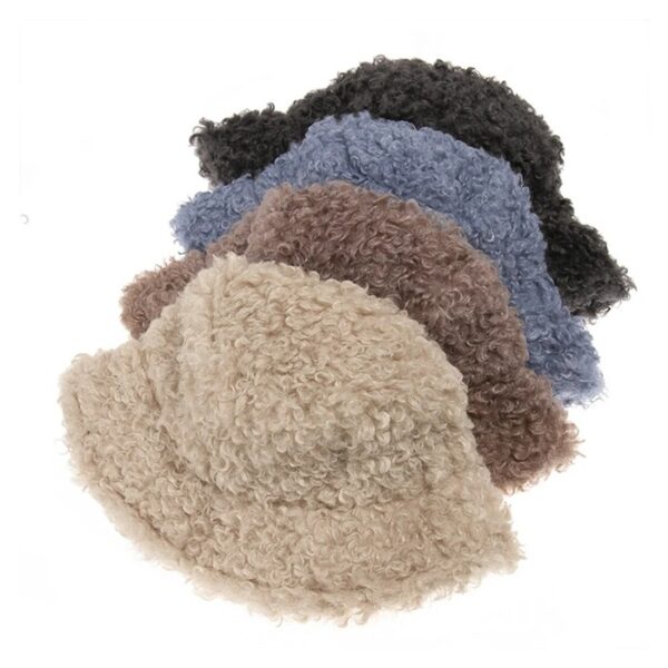 bob-chapeau-laine Bobs chapeaux laine pliés à plat