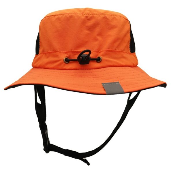 bob-chapeau-pour-le-surf Le chapeau de pécheur présenté de derrière