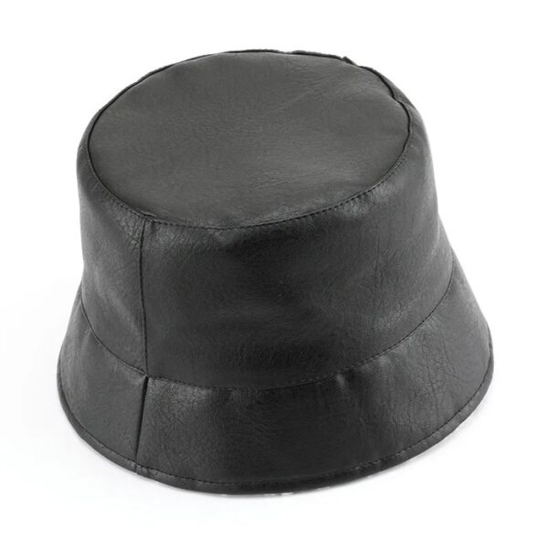 Le bob cuir et fourrure noir vue de dessus
