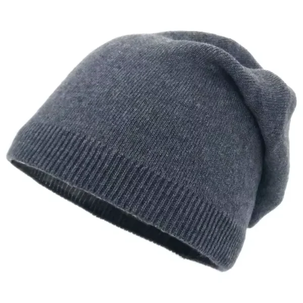 bonnet-100-coton-femme-gris-fonce Un bonnet 100% coton gris foncé sur fond blanc