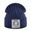 Bonnet loup bleu sur fond blanc