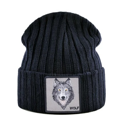 Bonnet loup noir sur fond blanc