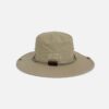 bob-randonnee-homme-beige Un chapeau d'aventurier de couleur beige sur un fond clair