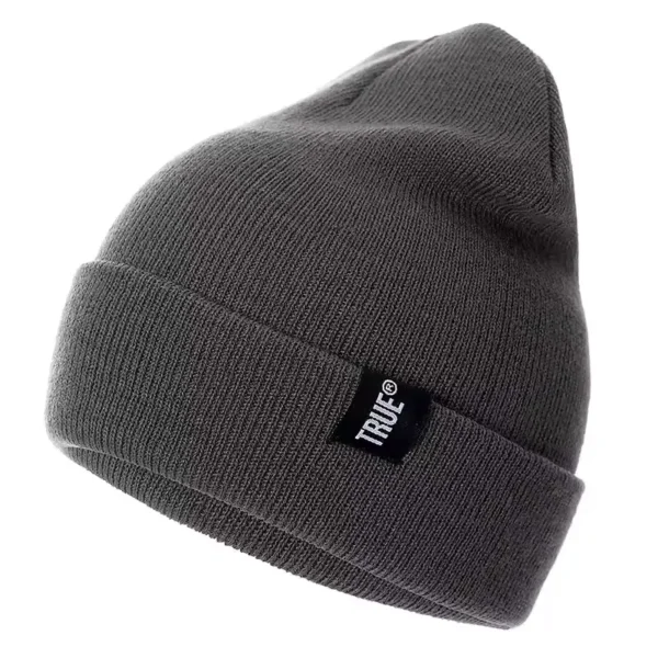 bonnet-hiver-gris-fonce Bonnet épais en maille gris foncé – chaleur et style pour l’hiver