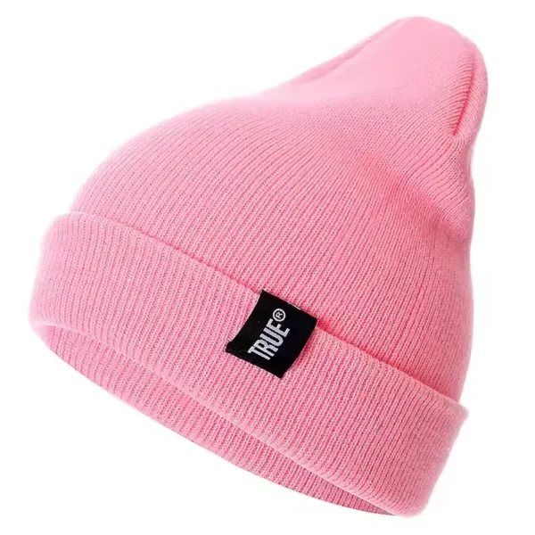 bonnet-hiver-rose-femme onnet rose poudré femme – accessoire chaud et tendance pour l’hiver