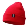 bonnet-rouge-chaud-look-hiver Bonnet rouge profond – parfait pour affronter l’hiver avec style