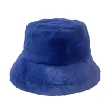 bob-fourrure-doux-bleu-homme-hiver Bob fourrure doux bleu pour homme hiver